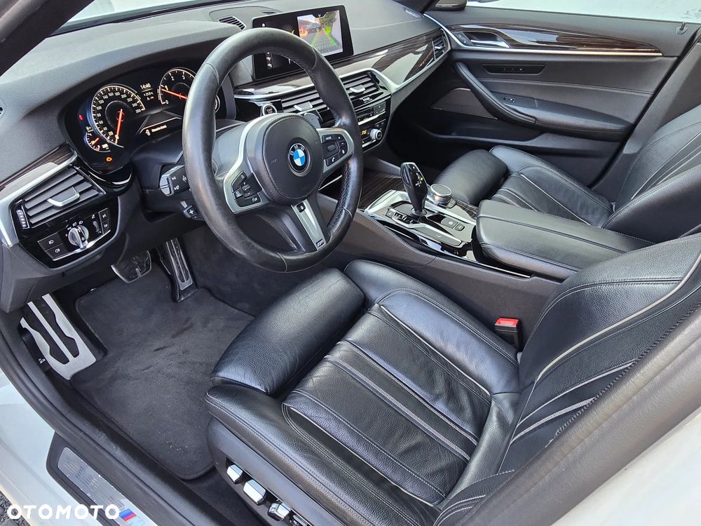 BMW Seria 5 520d xDrive M Sport sport - 7