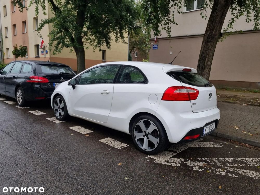 Kia Rio 1.4 XL - 4