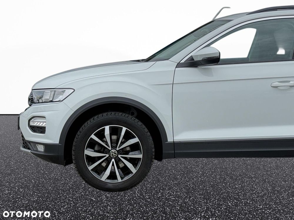 Volkswagen T-Roc - 9
