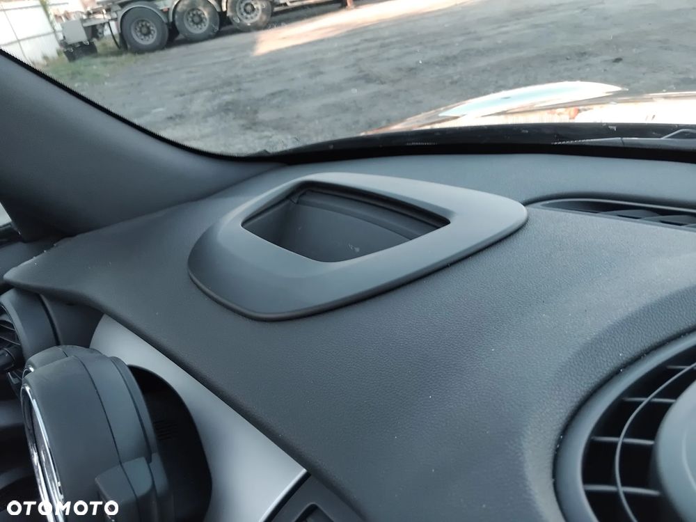 MINI Cooper John Works Trim - 17