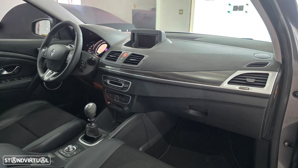 Renault Mégane Sport Tourer 1.4 TCE Dynamique S - 18