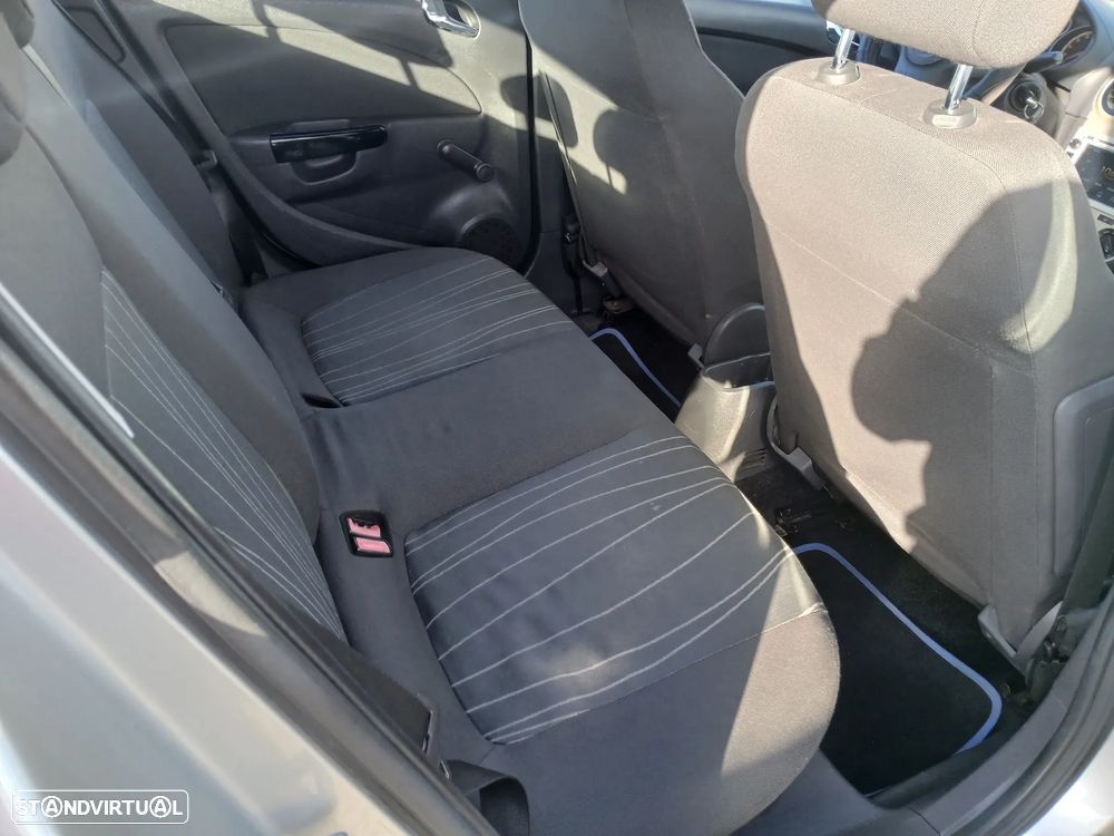 Opel Corsa 1.2 Enjoy - 19