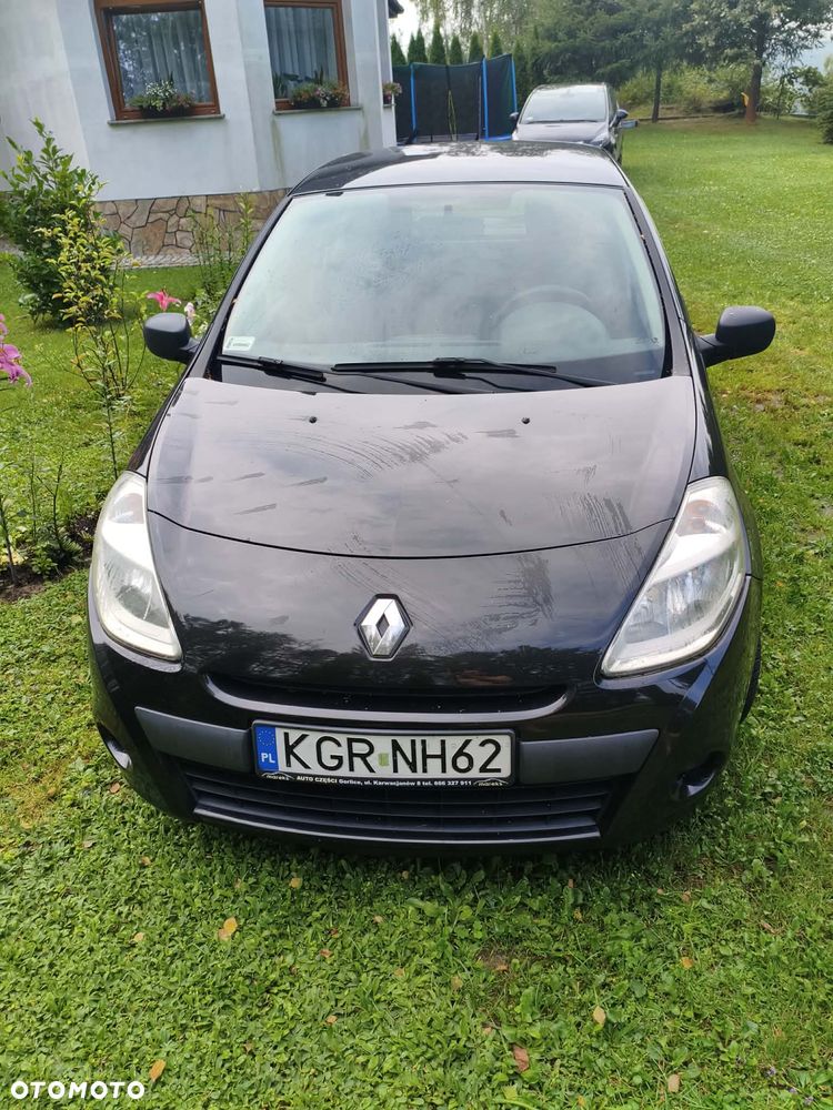 Renault Clio - 2