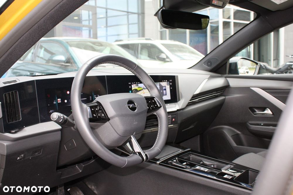 Opel Astra 1.2 T GS S&S - 11