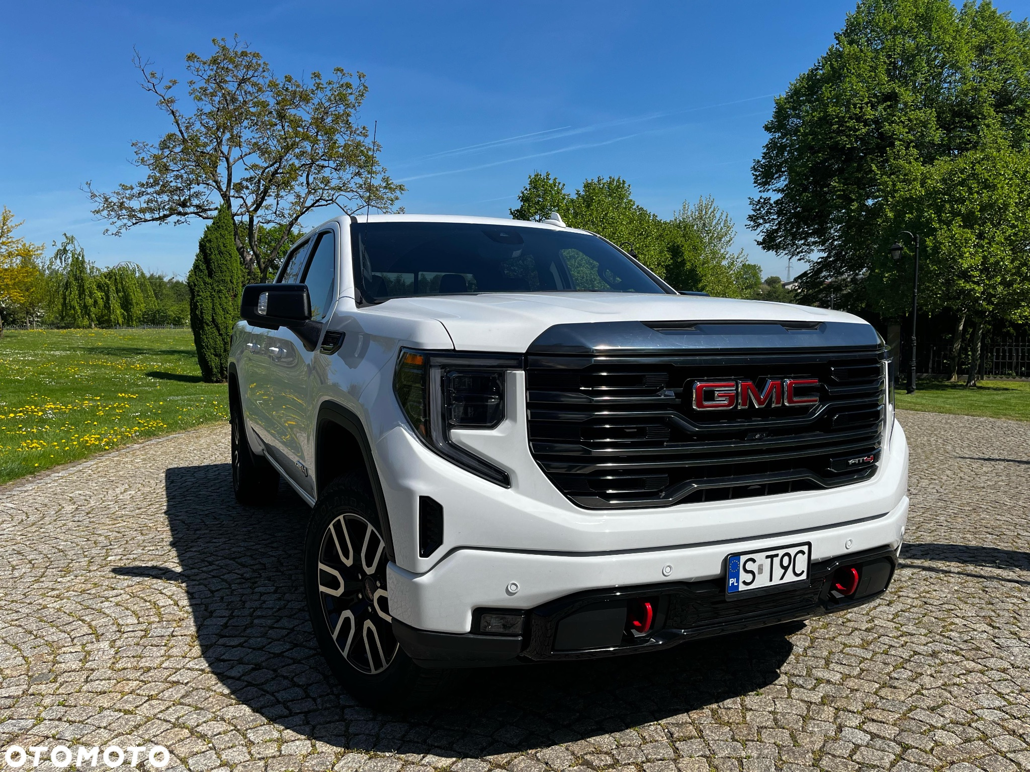 GMC Sierra - 22