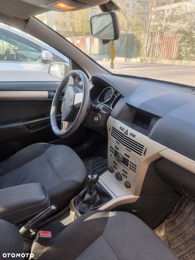 Opel Astra 1.3 CDTI - 14