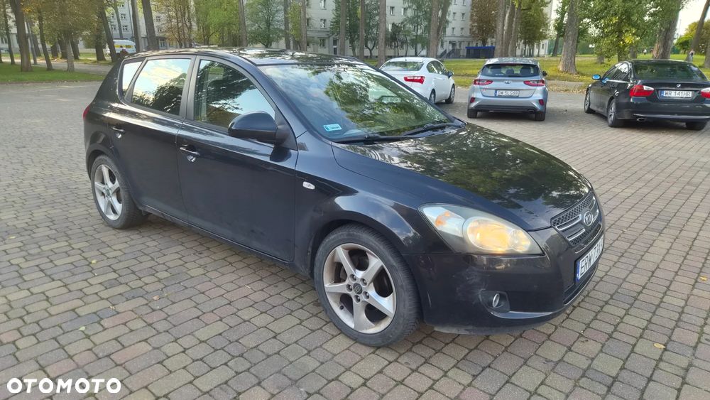 Kia Ceed 2009 photo 5