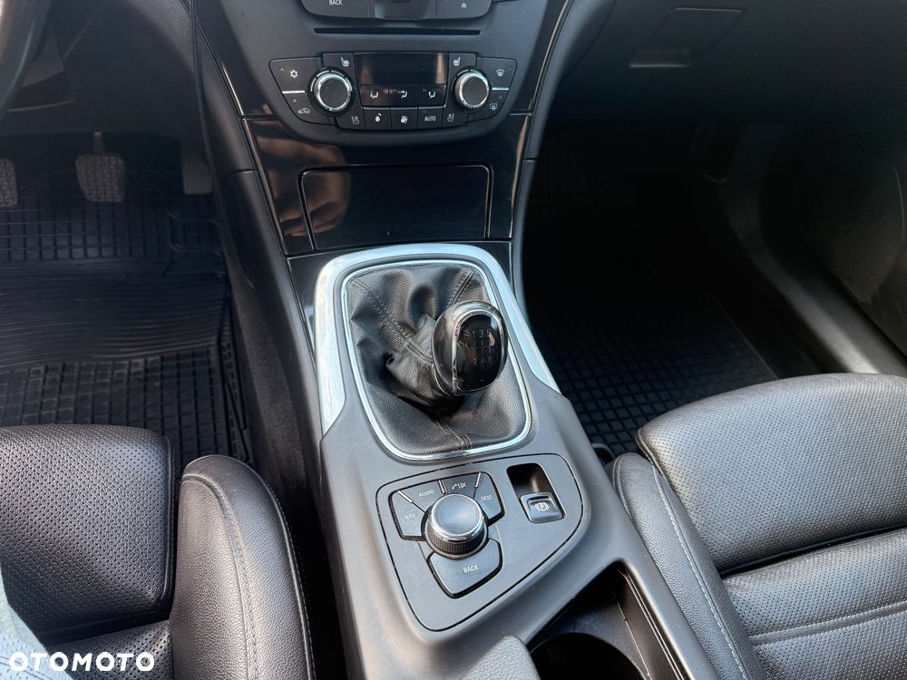 Opel Insignia 2.0 CDTI Edition 4x4 - 10