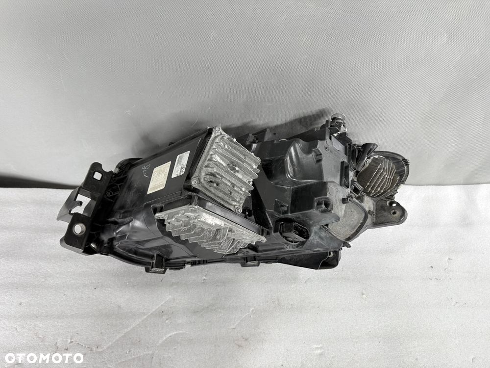 Lampa przednia prawa Mercedes-Benz GLE W166 A166 A1669061603 HYBRID ILS - 4