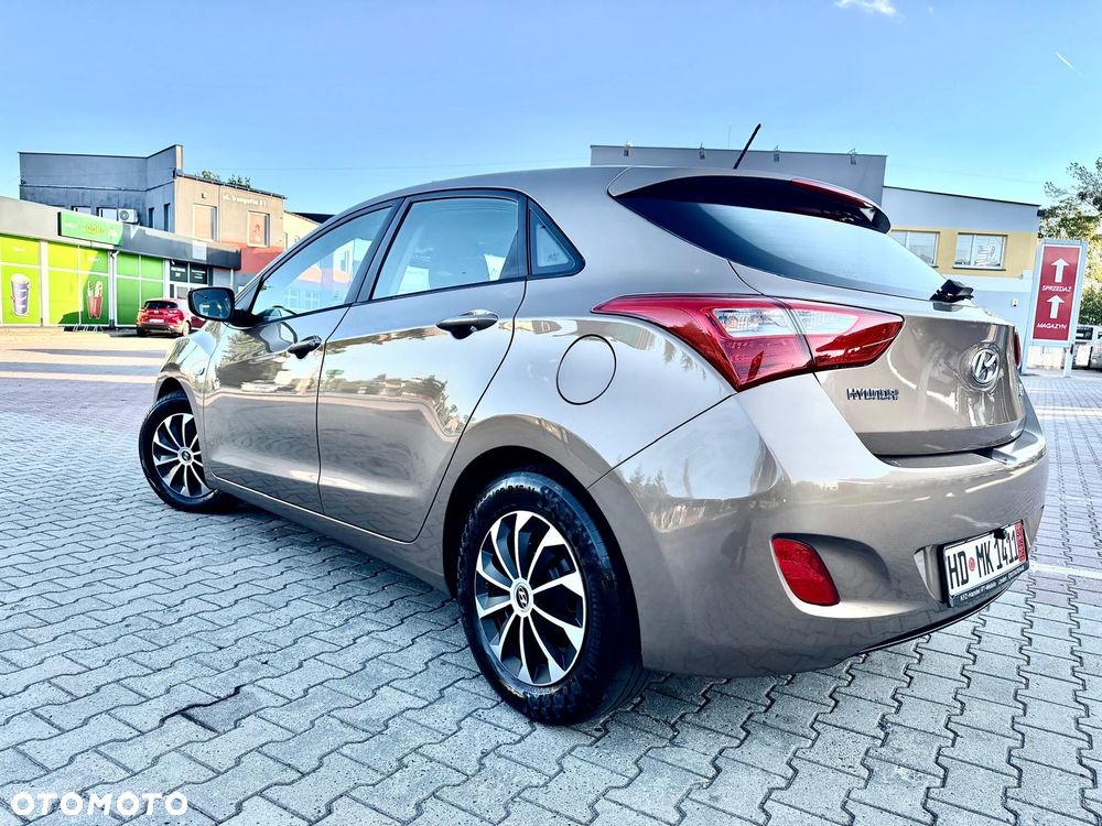 Hyundai i30 1.4 Premium - 25