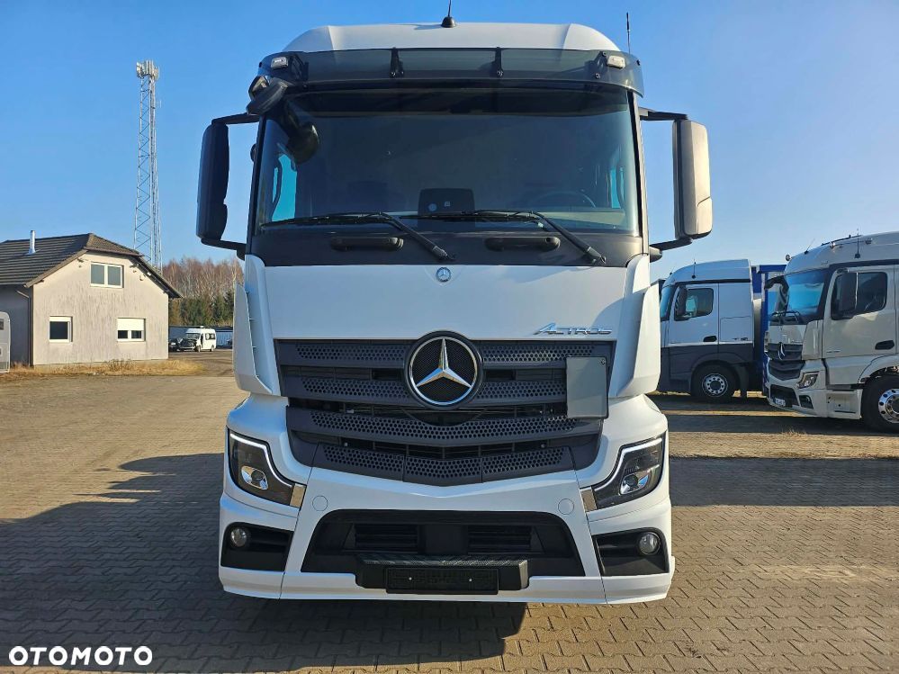 Mercedes-Benz Actros 1846