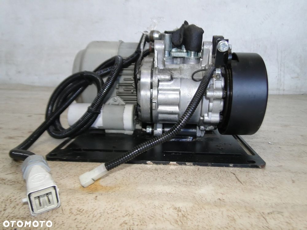 MERCEDES SPRINTER 906 SILNIK SPRĘŻARKA KOMPRESOR AGREGAT CHŁODNICZY EUROPA - 2