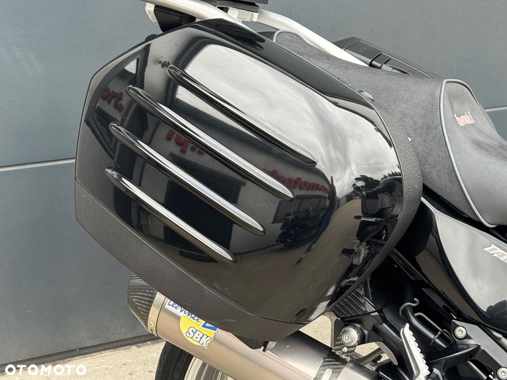 Kawasaki GTR - 18