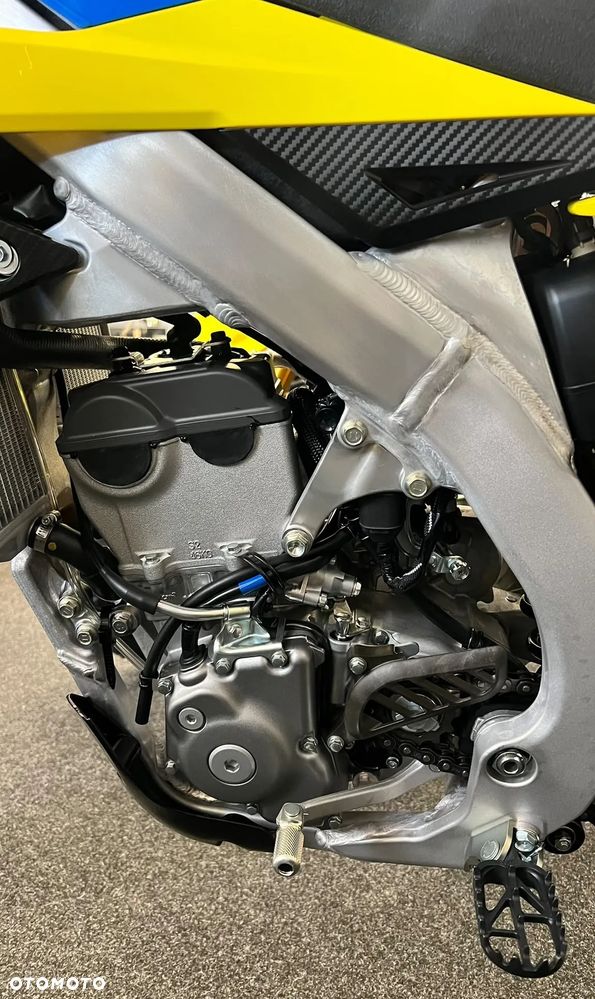 Suzuki RM-Z - 14