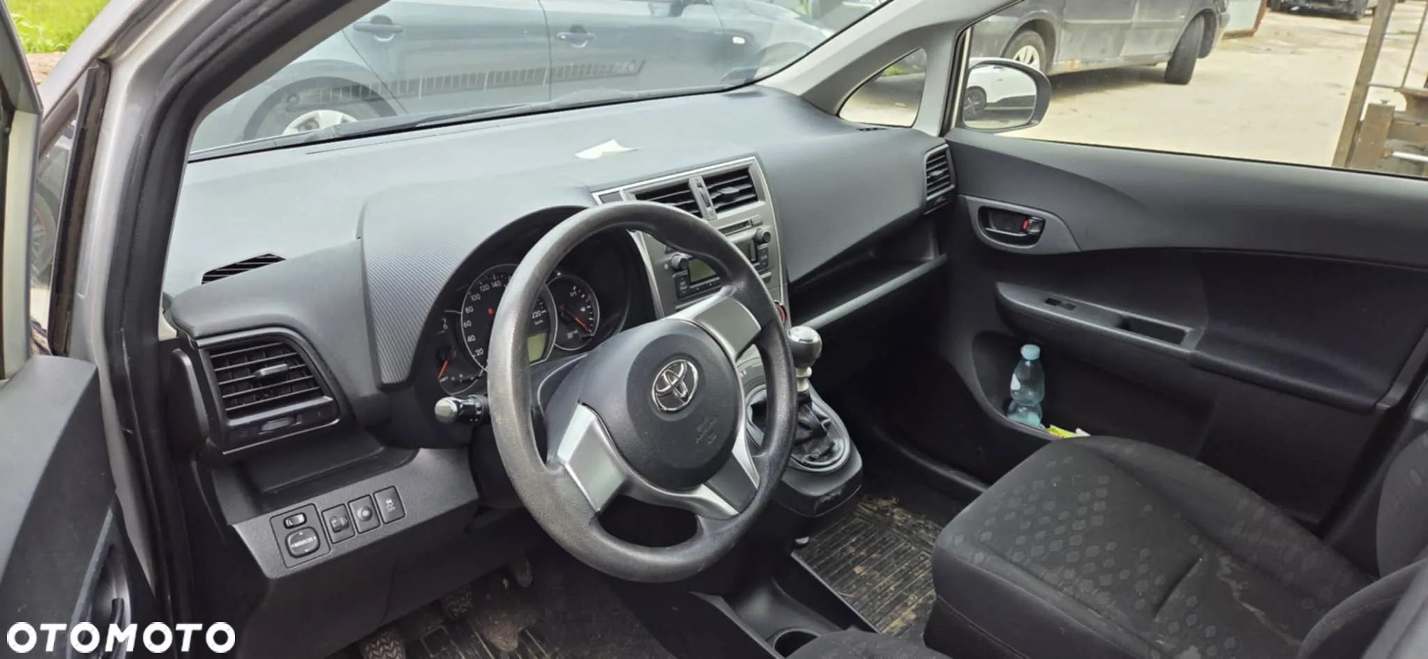 TOYOTA VERSO S podszybie europa - 9