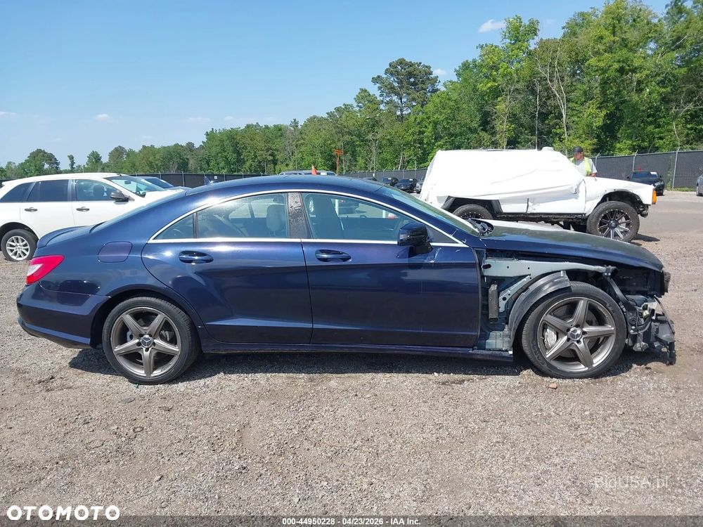 Mercedes-Benz CLS - 6
