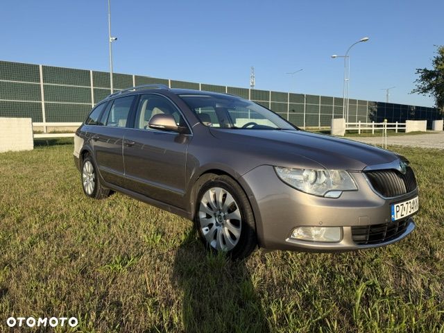 Skoda Superb 2.0 TDI Platinum - 3