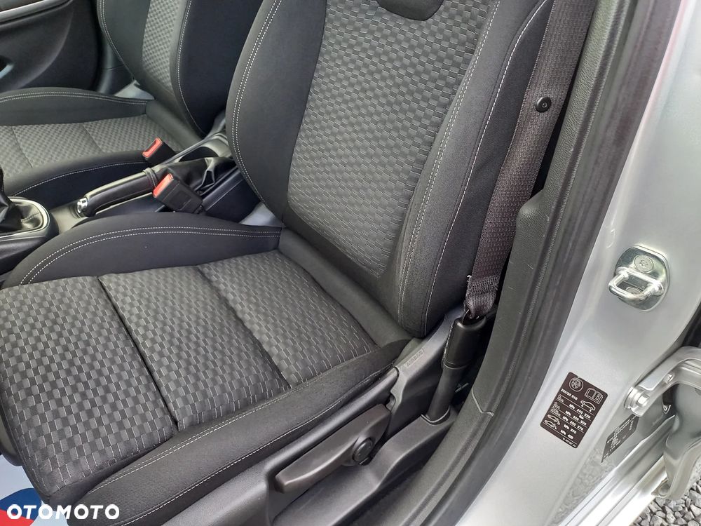 Opel Astra 1.6 CDTI Enjoy - 27