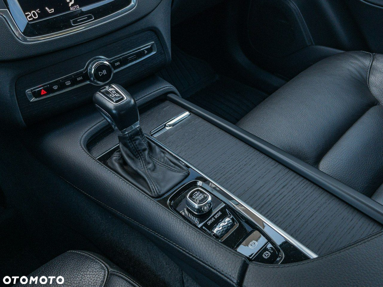 Volvo XC 90 - 28