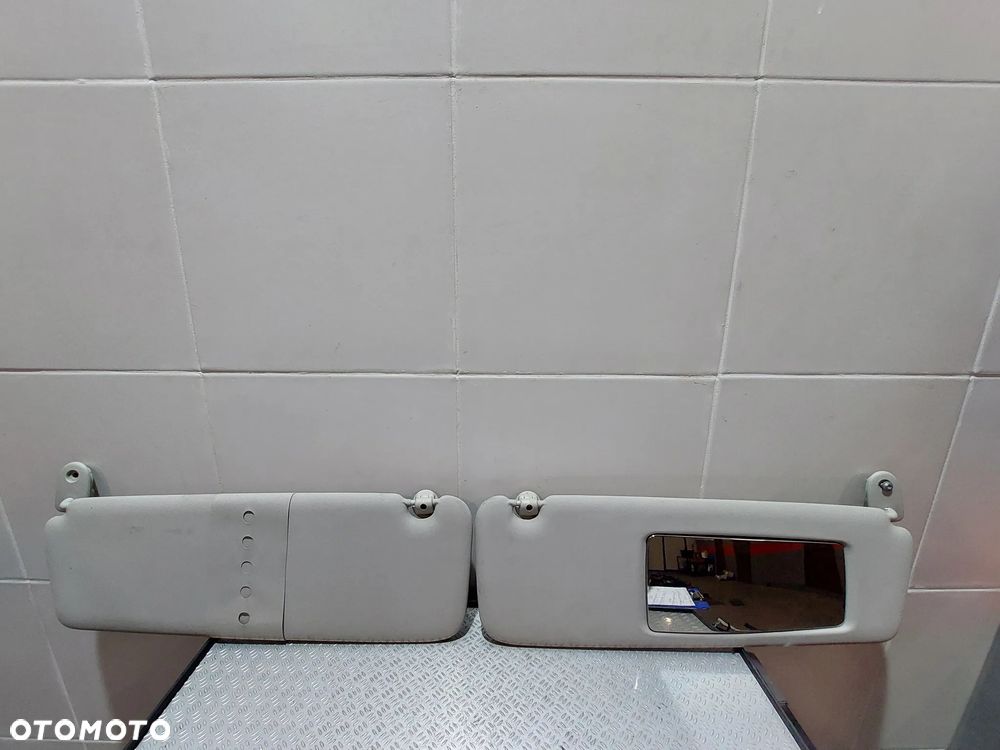 SŁONECZNIKI OSŁONA PRAWA LEWA RENAULT TRAFIC III 3 R2016 CENA ZA KOMPLET - 1