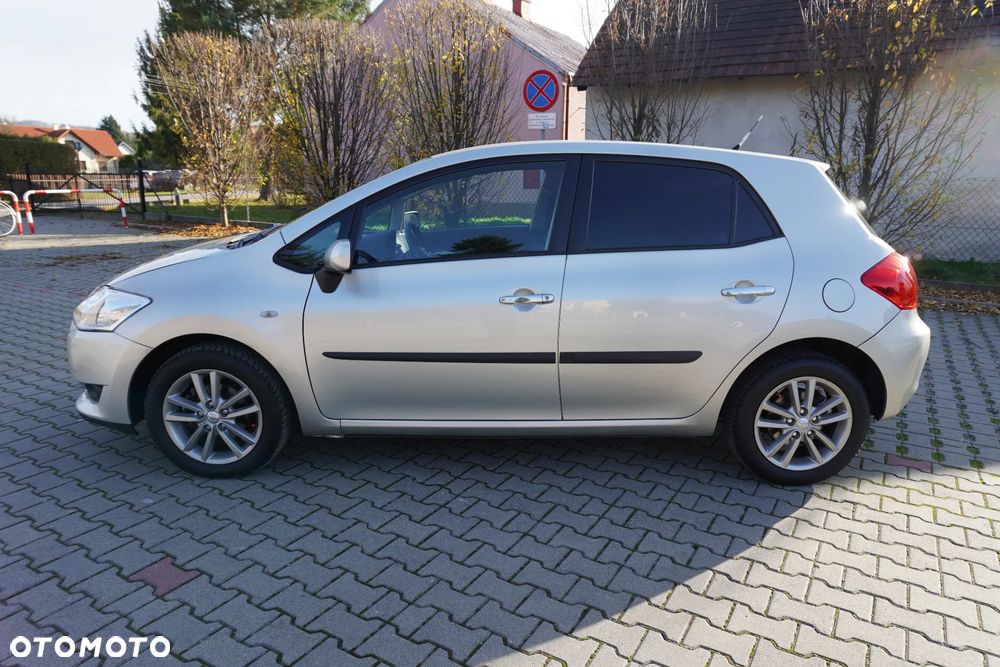 Toyota Auris 1.6 VVT-i Premium MM - 3