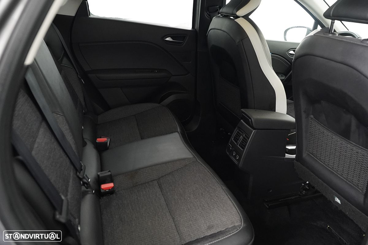 Renault Captur 1.0 TCe Techno Bi-Fuel - 23