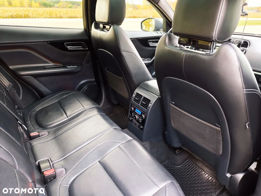 Jaguar F-Pace 3.0 V6 AWD S - 14