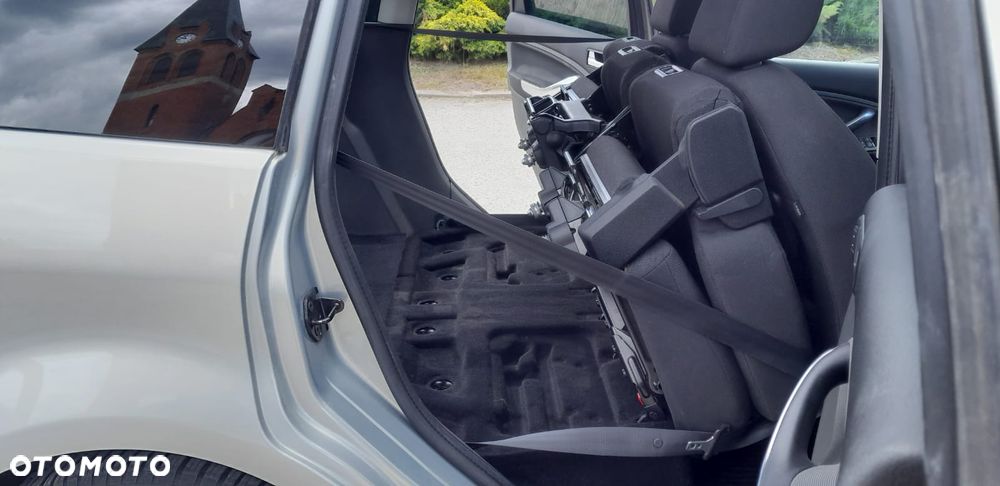 Ford C-MAX - 30