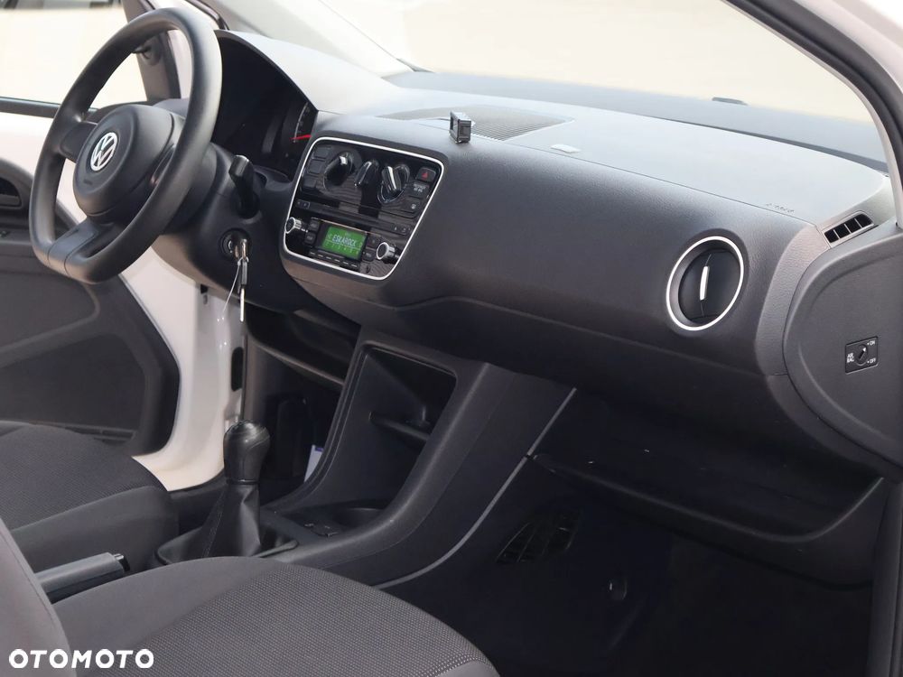 Volkswagen up! Standard - 16