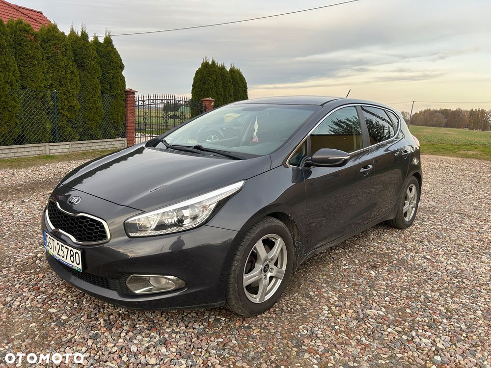 Kia Ceed Cee'd 1.6 GDI Business Line - 9