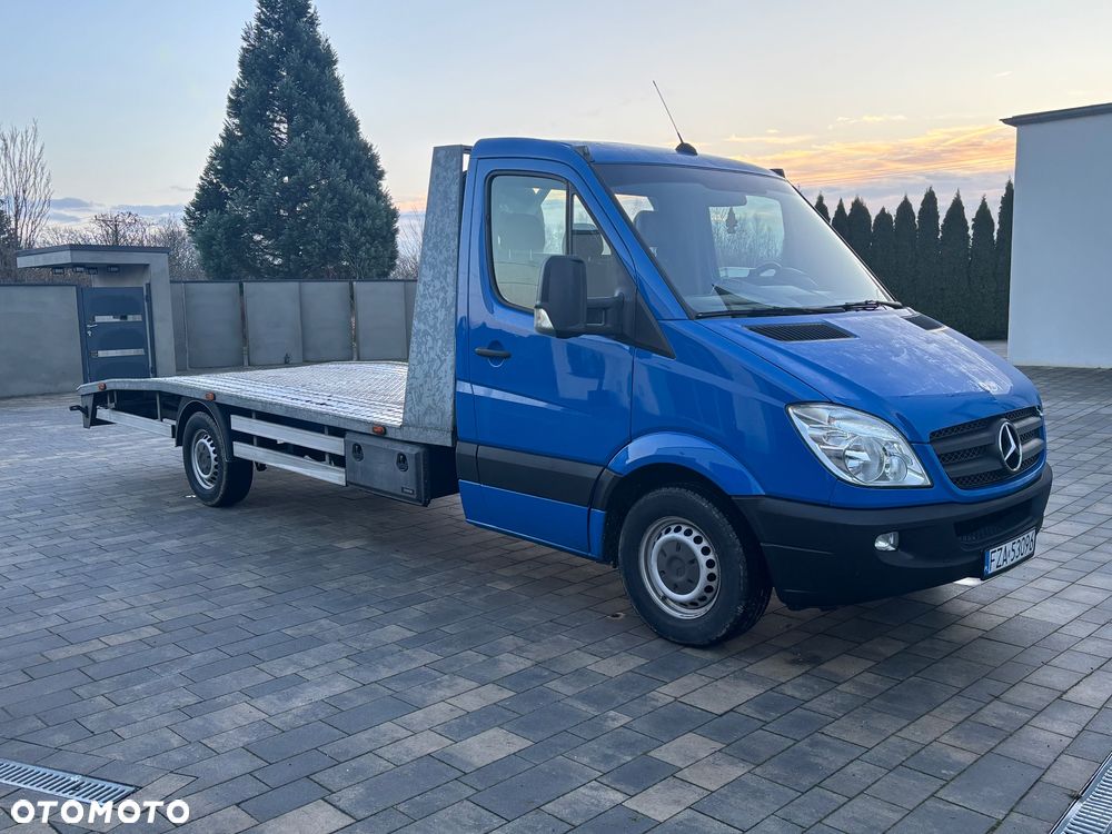 Mercedes-Benz Sprinter - 1