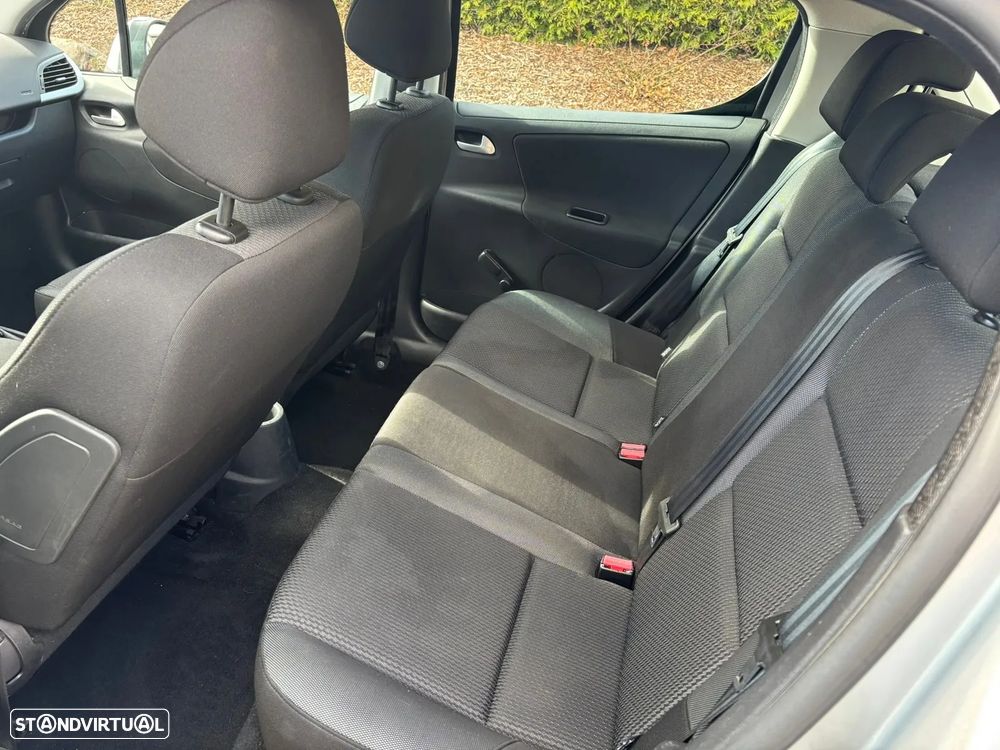 Peugeot 207 1.4 HDi Sport - 2