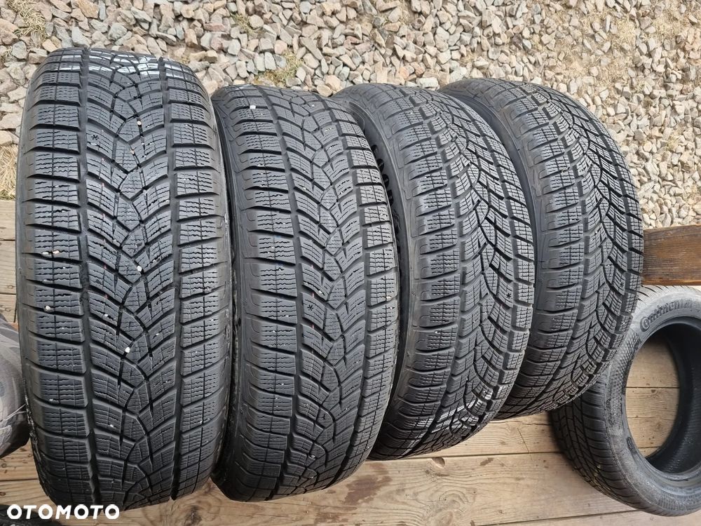Opony Goodyear ULTRAGRIP PERFORMANCE+ SUV 215/65R17 99V 2023r,7,8/7mm super - 1
