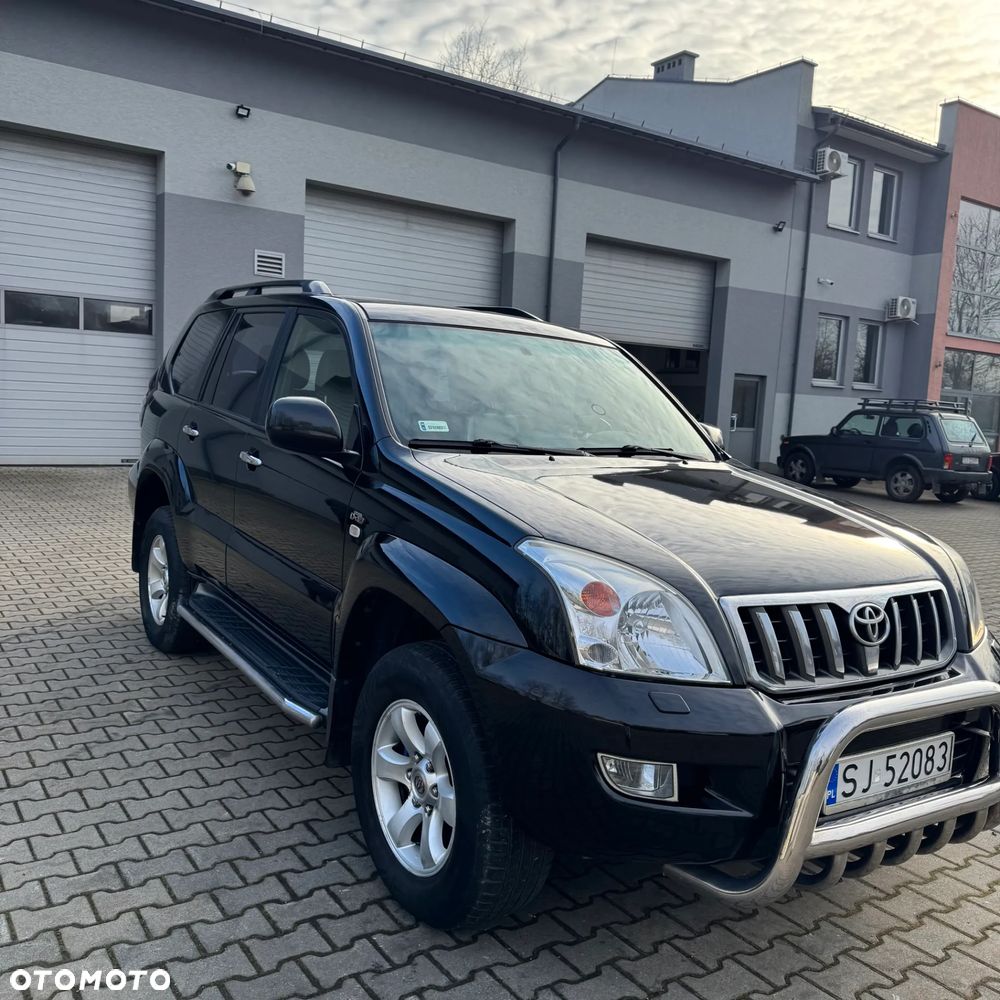 Toyota Land Cruiser - 3