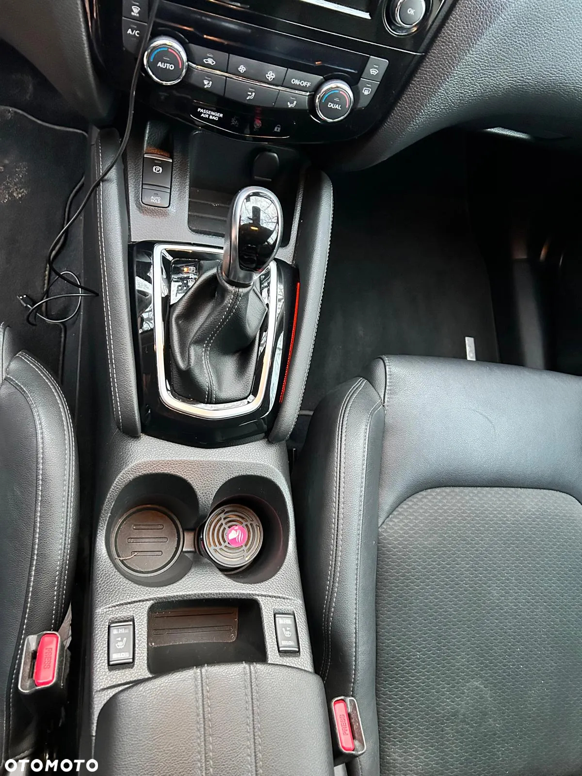 Nissan Qashqai 1.5 dCi DCT TEKNA - 7