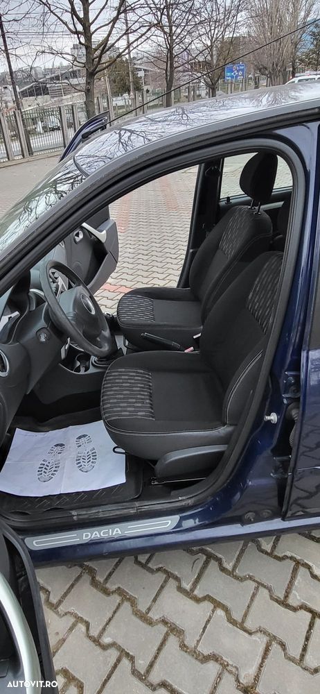 Dacia Logan 1.2 16V Laureate - 8