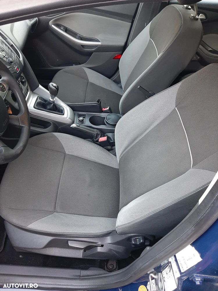 Ford Focus - 22