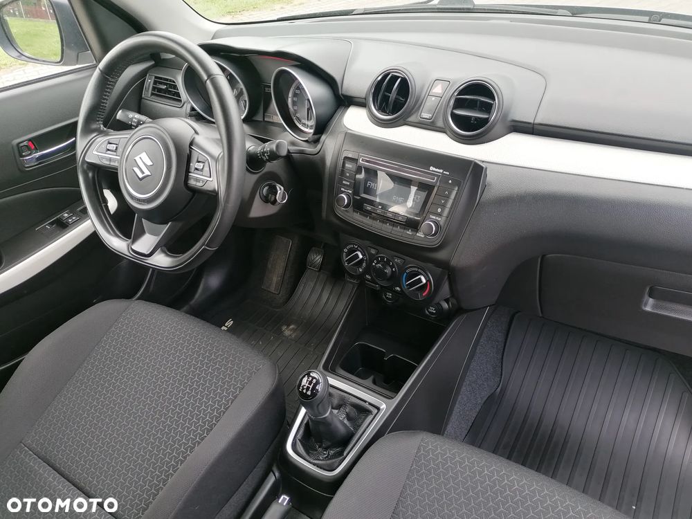 Suzuki Swift 1.2 Dualjet SHVS Premium - 21
