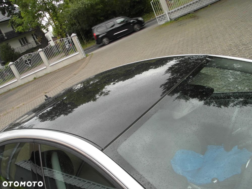 Renault Laguna ENERGY dCi 175 FAP Start & Stop GT - 13