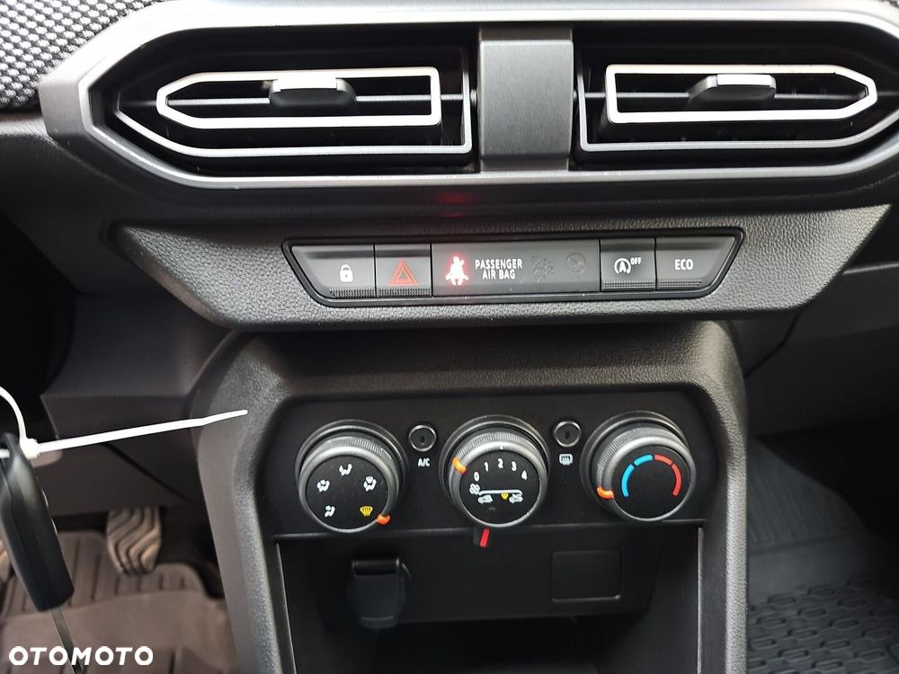 Dacia Sandero - 20