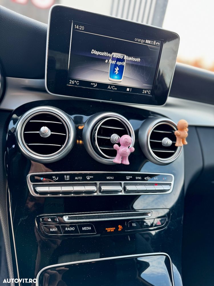 Mercedes-Benz C 220 d Coupe 4Matic 9G-TRONIC - 17