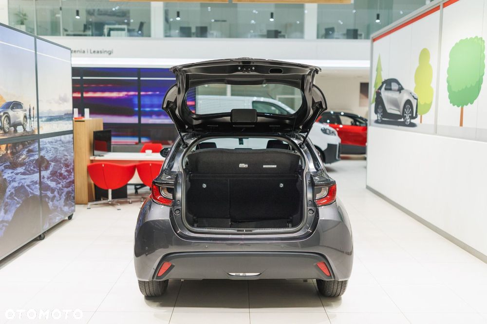 Toyota Yaris - 25
