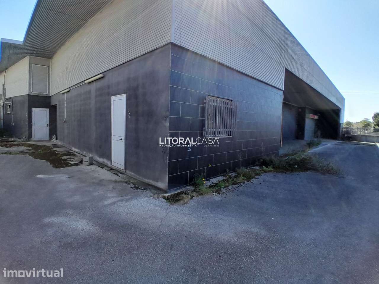 Armazém | Plataforma para Cargas e Descargas | Febres - Grande imagem: 3/21