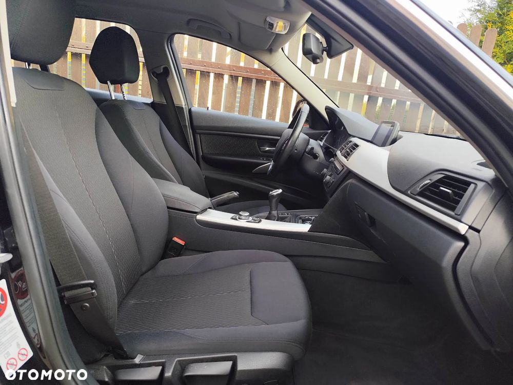 BMW Seria 3 316d Modern Line - 6