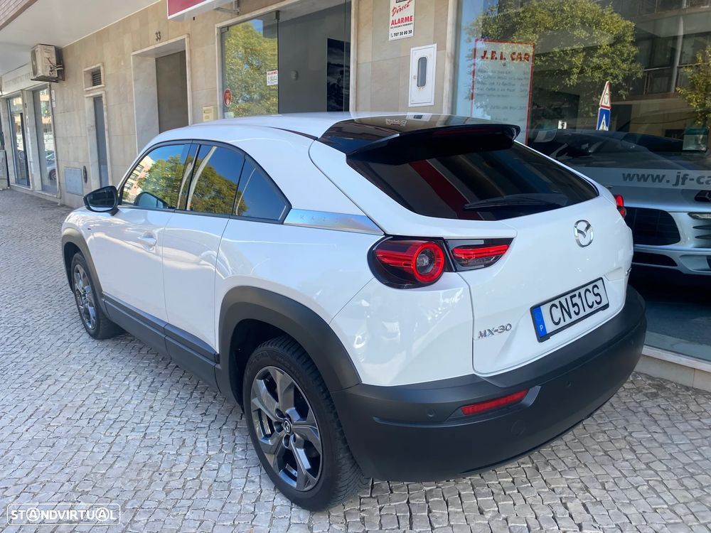 Mazda MX-30 e-SKYACTIV - 7