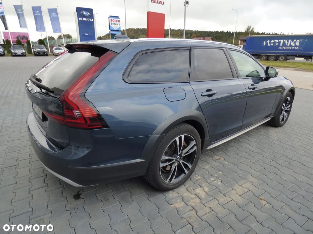 Volvo V90 2021