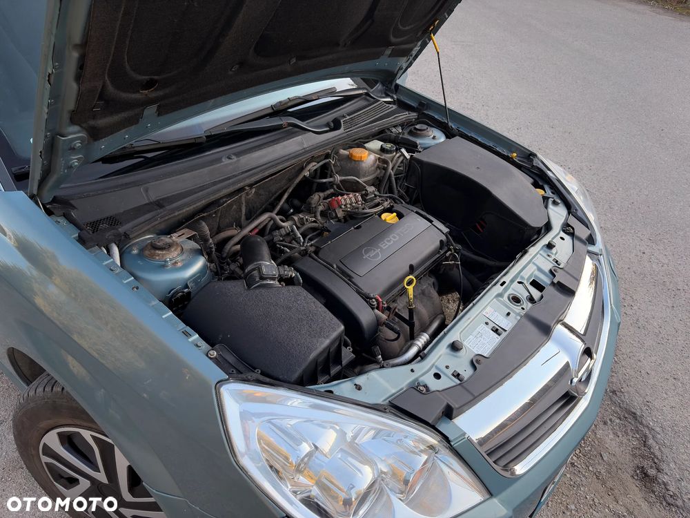 Opel Vectra 1.8 Essentia - 10