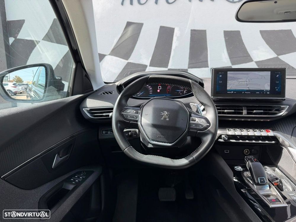 Peugeot 3008 1.5 BlueHDi Active Pack EAT8 — fotografia 4