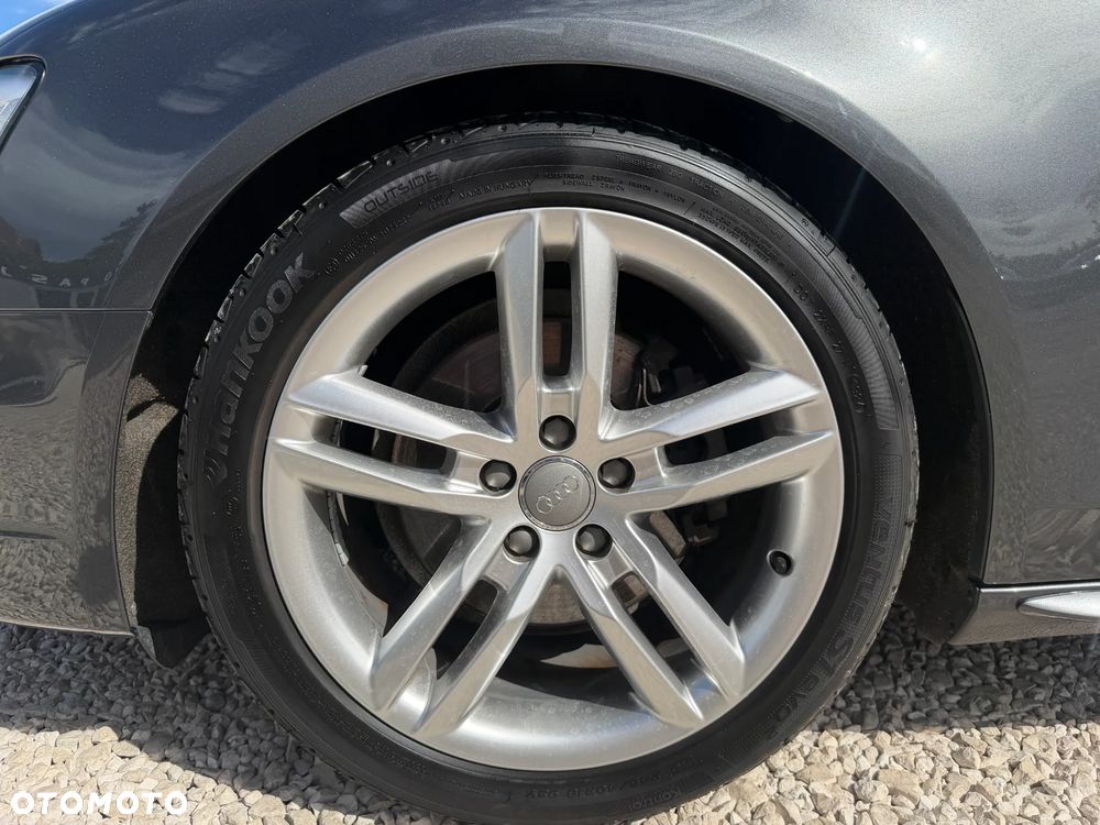 Audi A4 Avant 2.0 TDI ultra S tronic sport - 40