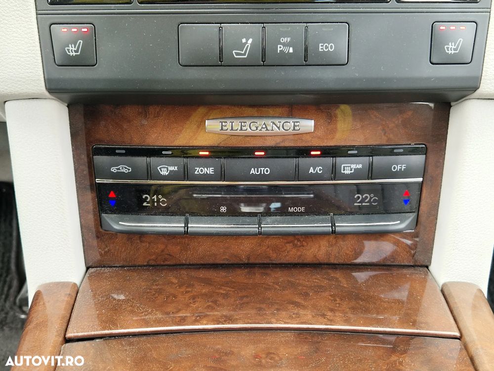 Mercedes-Benz E 250 CDI 4MATIC 7G-TRONIC Elegance - 17